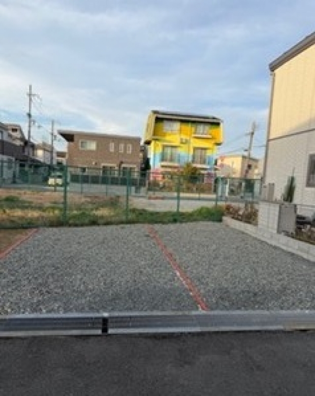 昆陽南3丁目1-18 駐車場 募集中